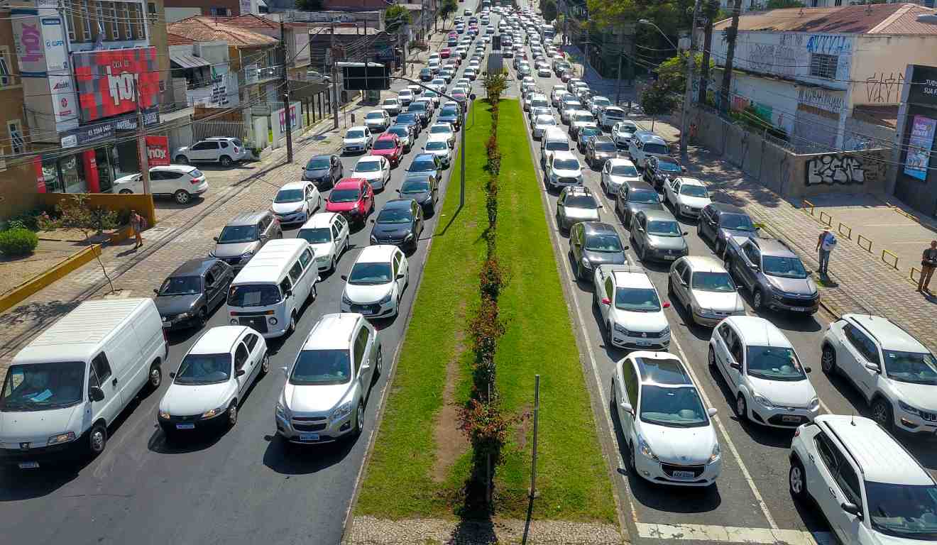 Assembleia aprova em 1º turno redução de 45% no IPVA do Paraná