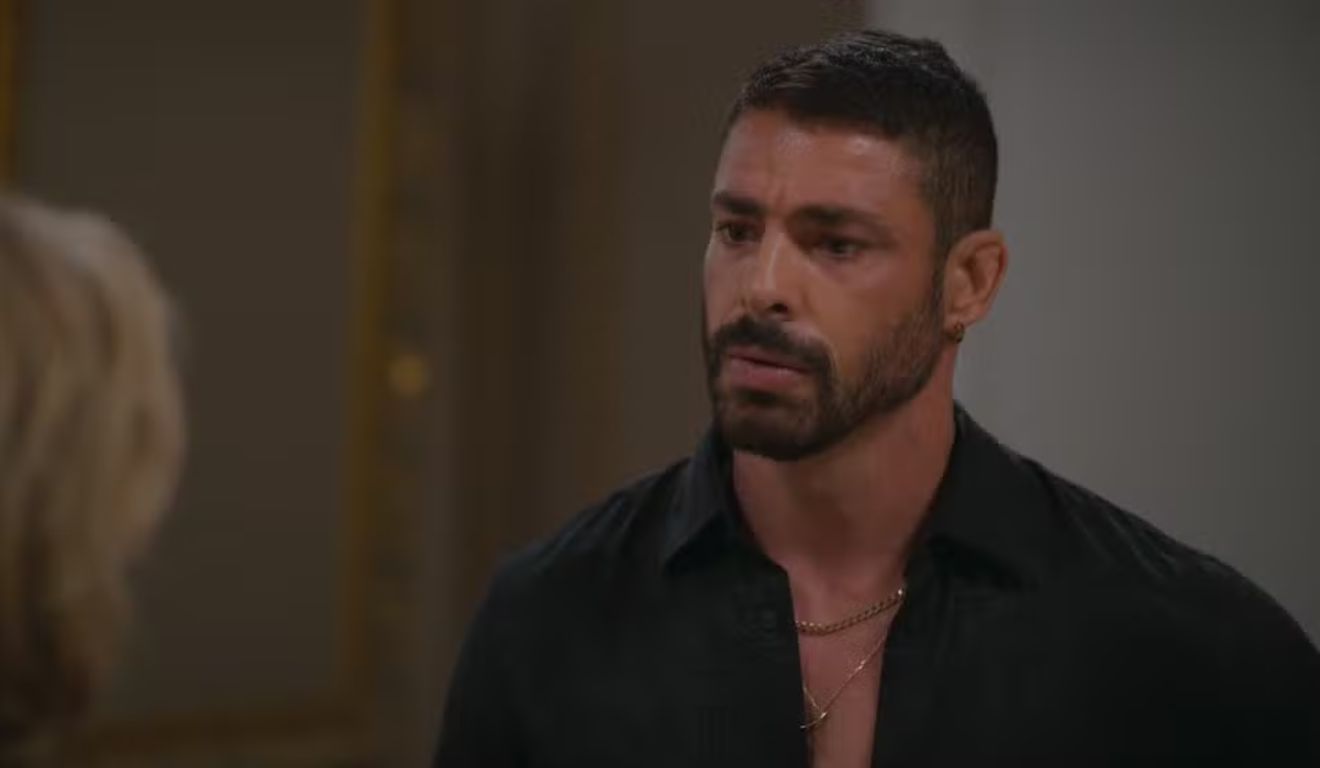 Imagem do personagem César.