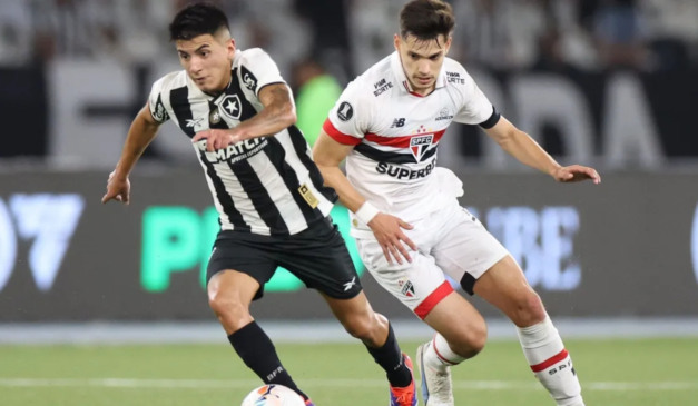 Jogo no primeiro turno terminou em um empate por 2x2. (Foto: Vitor Silva/ Botafogo)