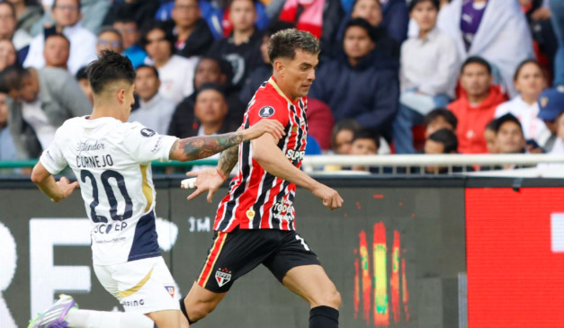 Tricolor perdeu o jogo da ida em Quito. (Foto: Rubens Chiri / São Paulo F)
