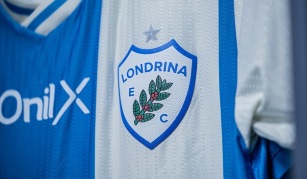 Camisa com o símbolo do Londrina