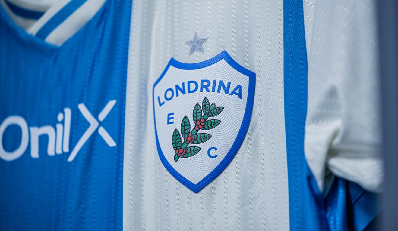 Camisa com o símbolo do Londrina