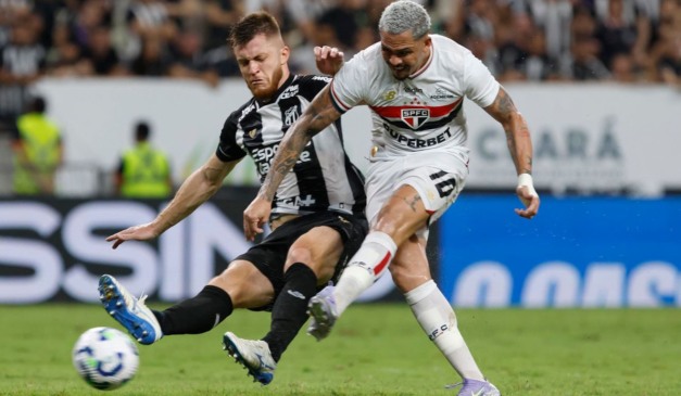 São Paulo e Ceará empataram em 1x1 no primeiro turno do Brasileirão 2025. (Foto: Rubens Chiri/ São Paulo)