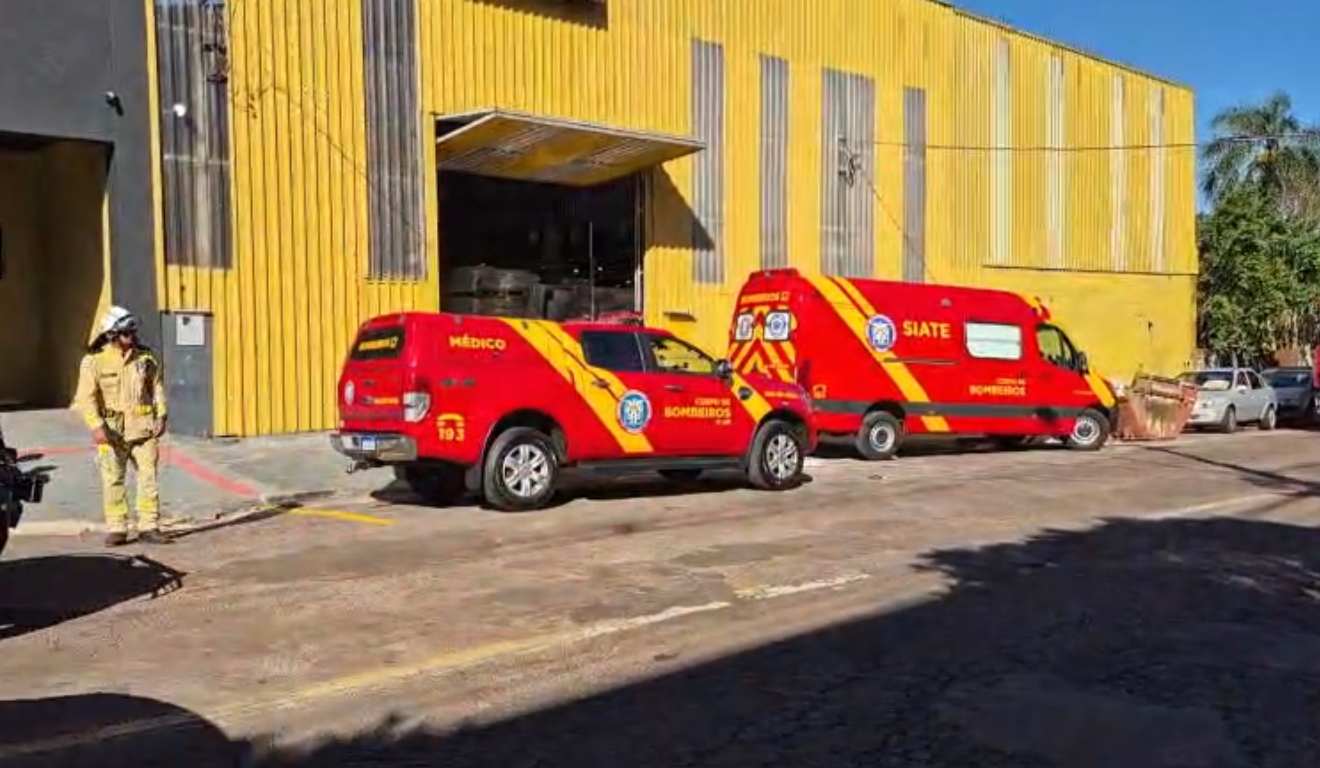 Empresa com o Corpo de Bombeiros onde trabalhador morreu esmagado por pedra