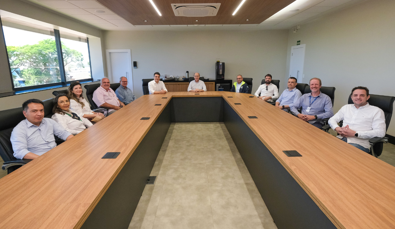 Reunião da diretoria da C.Vale com o DER