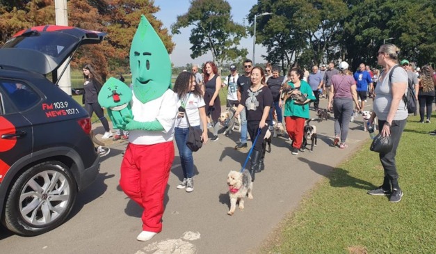 cãominhada da jovem pan no parque barigui