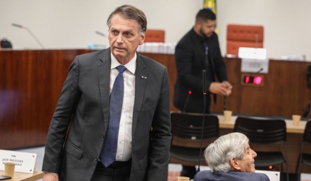 Jair Bolsonaro, durante julgamento no STF; Defesa pediu revisão da pena