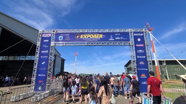 Portões Abertos em Base Aerea