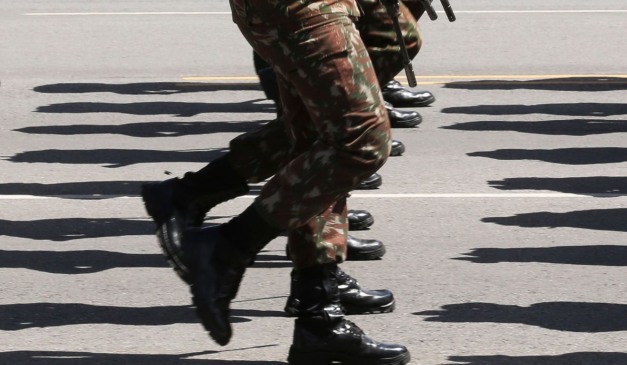 Militares do exército foram denunciados após caso de abuso sexual contra adolescentes