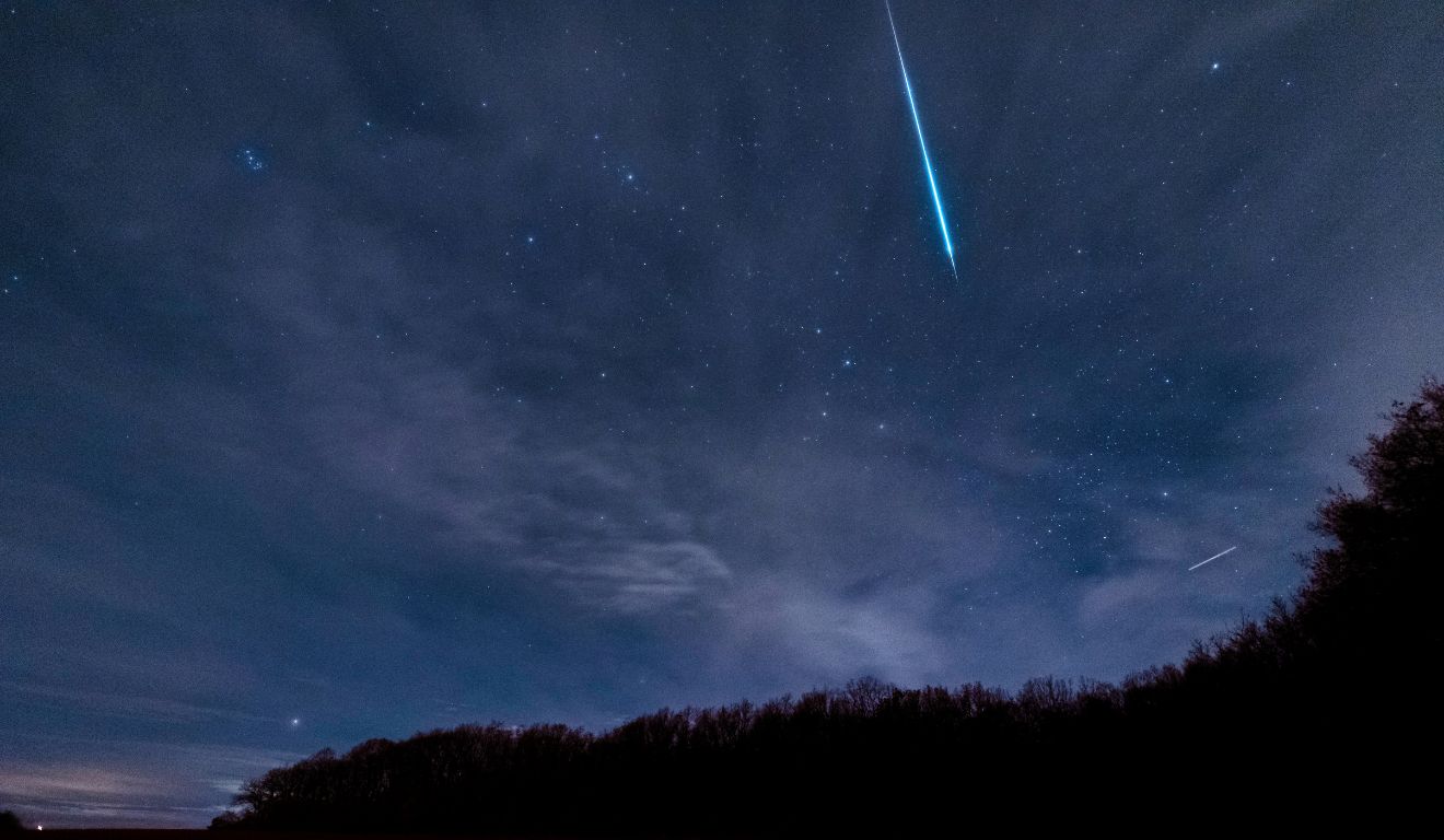 foto de um meteoro para ilustrar a chuva 