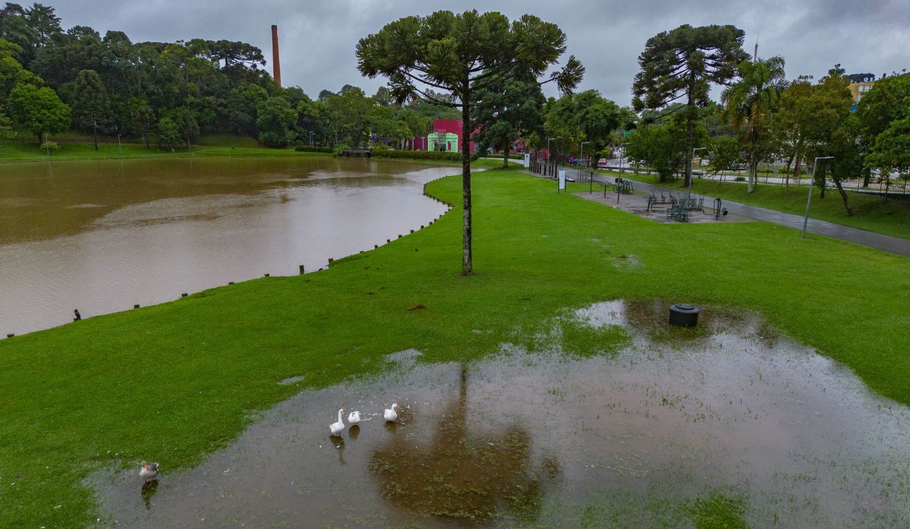 foto de chuva no paraná