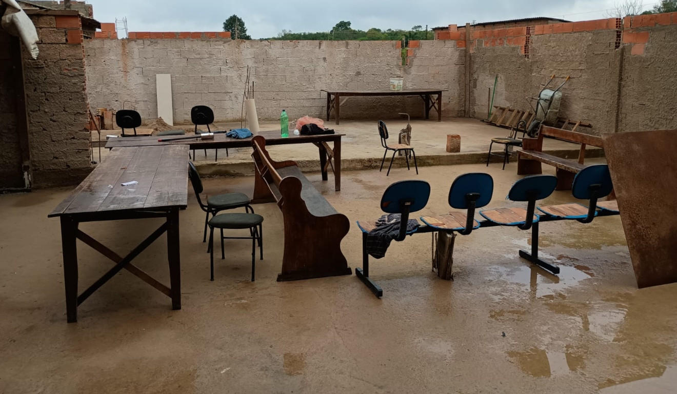 Clínica de reabilitação interditada funcionava em condições precárias e sem autorização na região da Caximba.