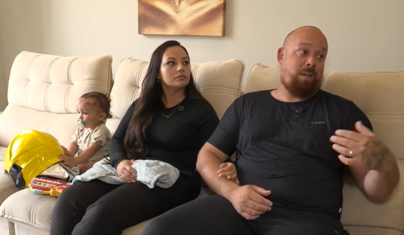 Família de criança ejetada de veículo em acidente, em Araucária