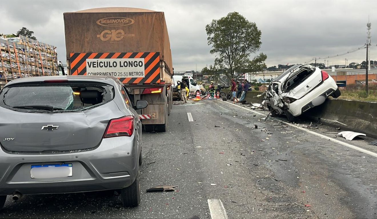 engavetamento no contorno leste 