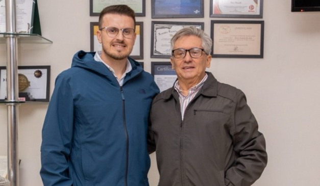 Fernando Gomes ao lado de Marco Marcondes