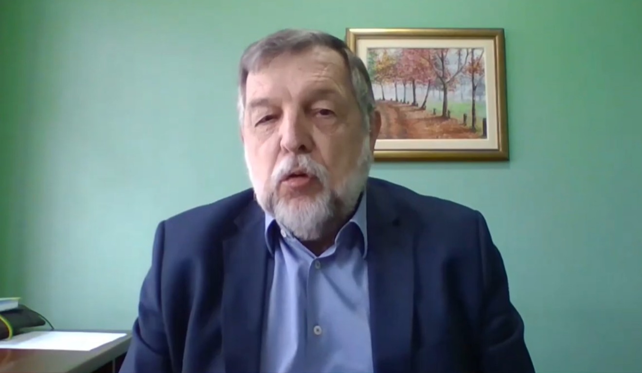 Flávio Arns durante entrevista para a rádio Jovem Pan News