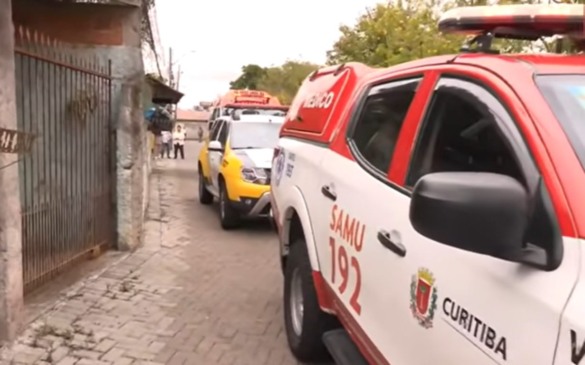 Imagem com viaturas do SIAT E Polícia militar do paraná