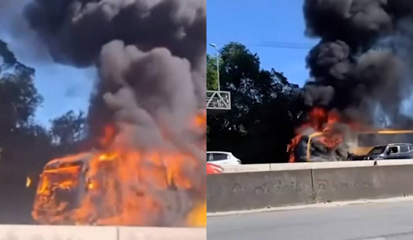 Momento em que ônibus é tomado pelas chamas