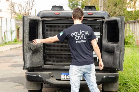 foto do camburão da polícia civil do paraná