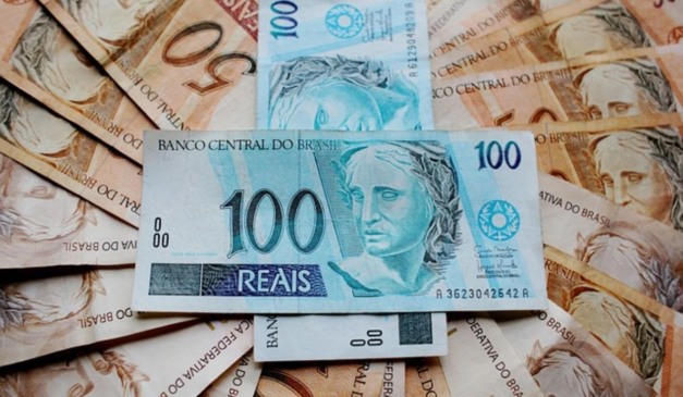Cédulas de reais