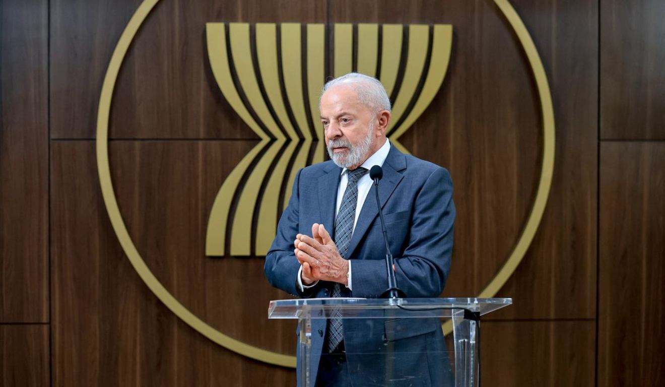 Lula durante viagem a Indonésia