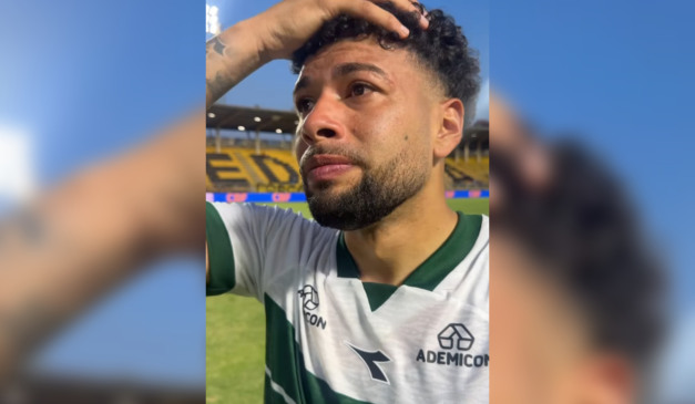 Filipe Machado chorando após a partida. (Foto: Foto: Gabriel Thá/Coritiba)