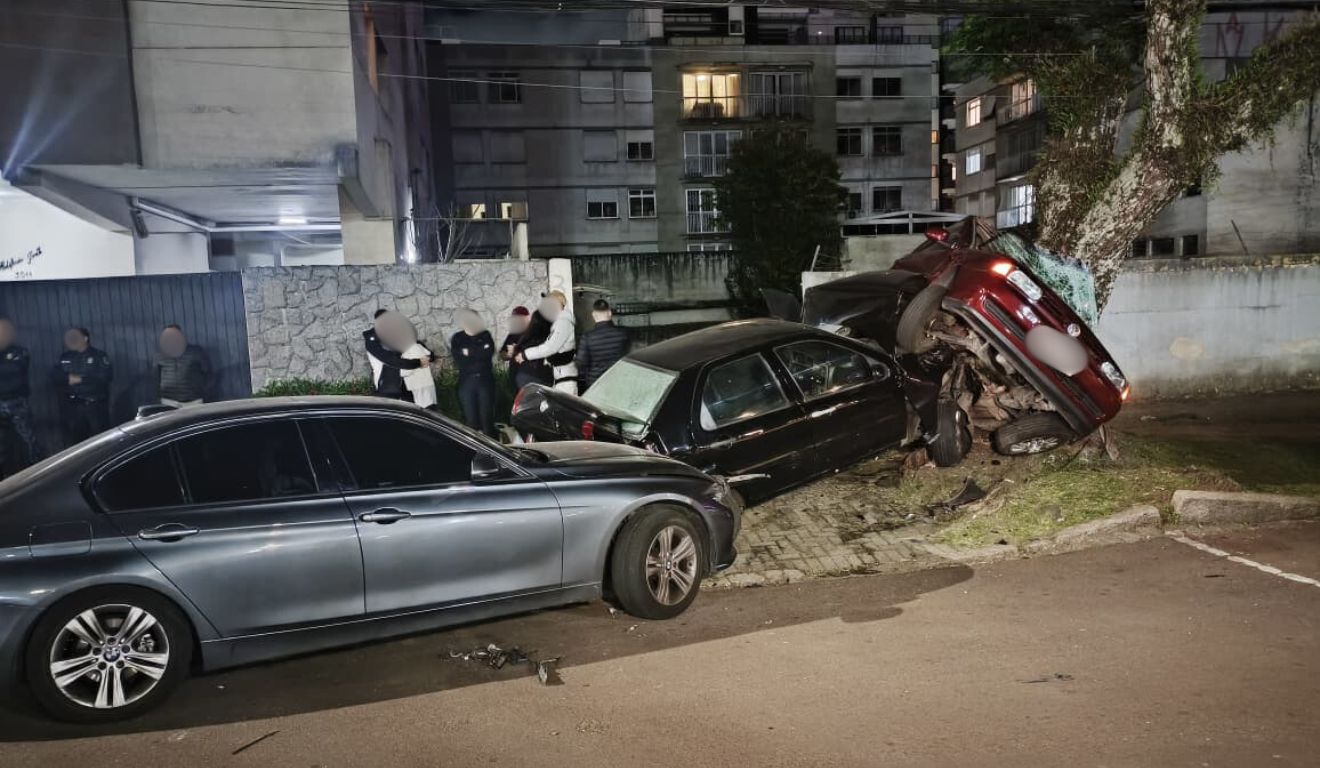 local do acidente onde o médico bateu o carro