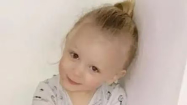 Menina que morreu em incêndio