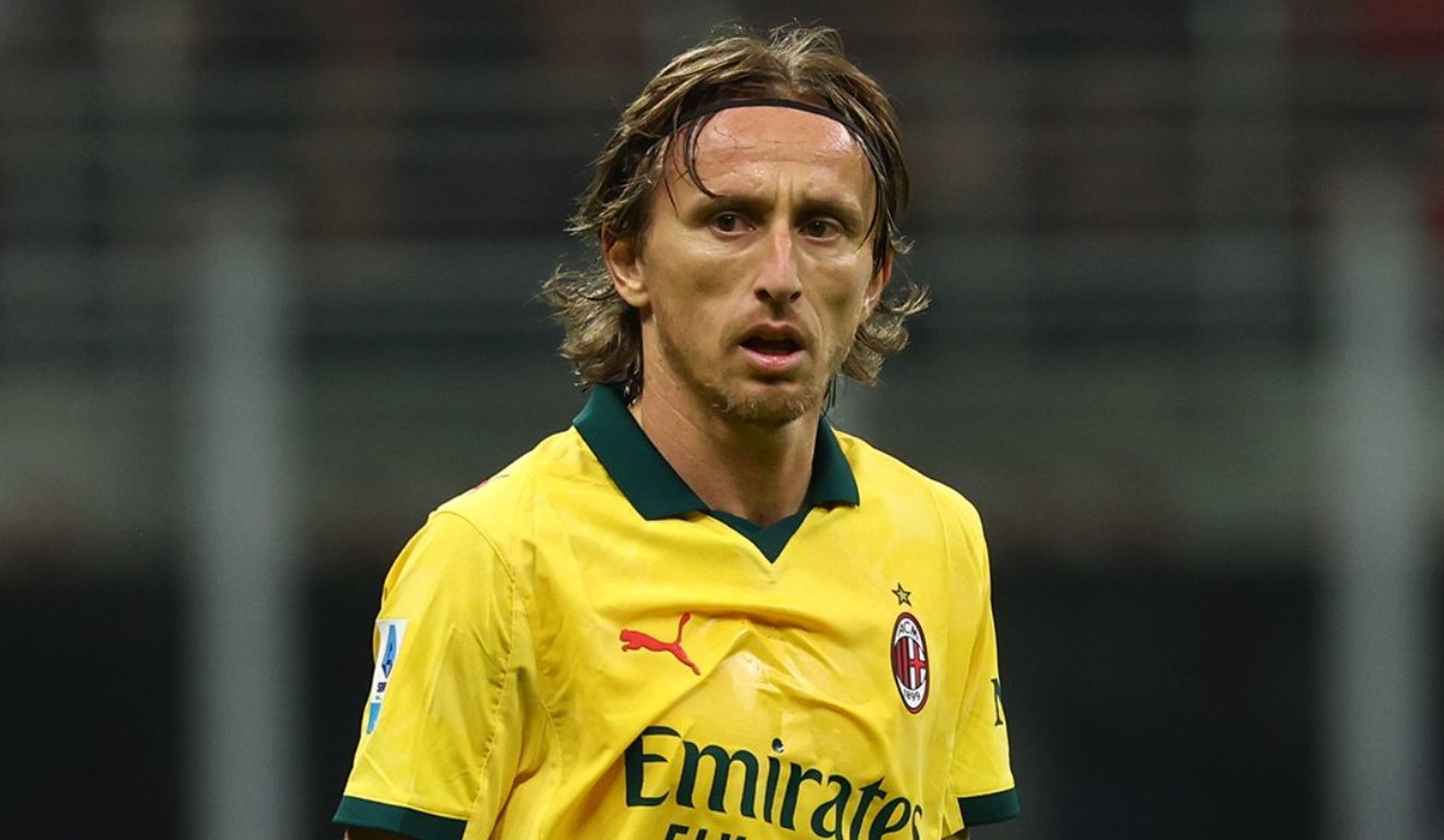 Milan, do meia Modric, entra em campo nesta sexta-feira (24).