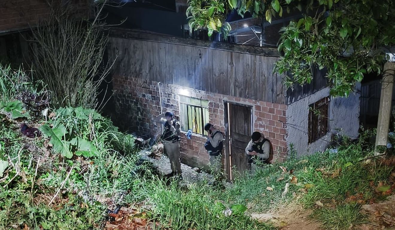 local onde tia e sobrinho foram mortos a tiros