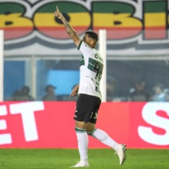 Paysandu x Coritiba.