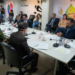 Comissão Processante em reunião que decidiu pela cassação de vereadora em Curitiba