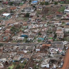 Vista aérea de Rio Bonito do Iguaçu; Enem não será aplicado no município, afetado pelo tornado no Paraná