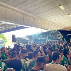 Festa da torcida do Coritiba no aeroporto
