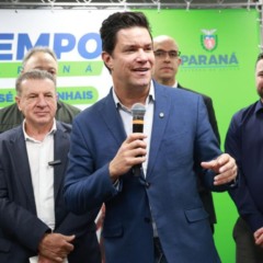 Guto Silva, durante lançamento da unidade do Poupa Tempo Paraná, em São José dos Pinhais