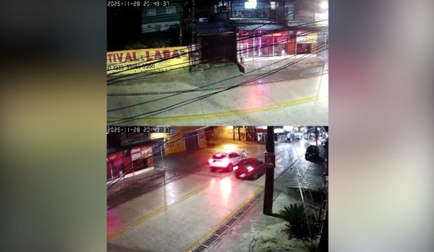 Vídeo mostra motociclista sendo atingido por carro que fazia ultrapassagem proibida na contramão