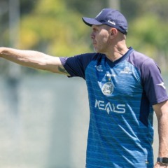 Mozart comanda treino do Coritiba