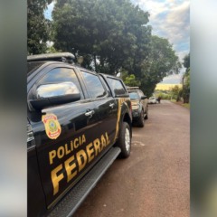 Viatura da Polícia Federal, responsável pelo resgate da paraguaia, vítima de exploração sexual no Paraná