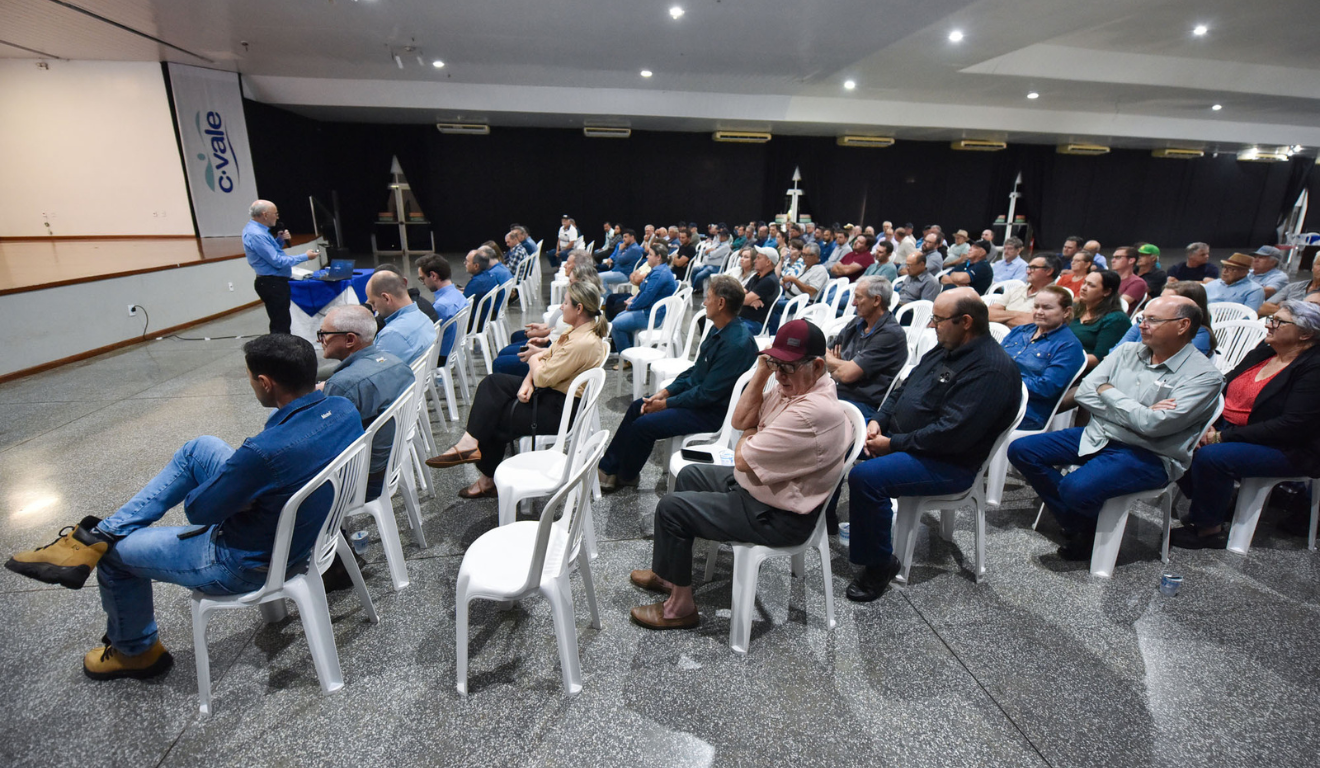 Reunião de associados C.Vale em Palotina