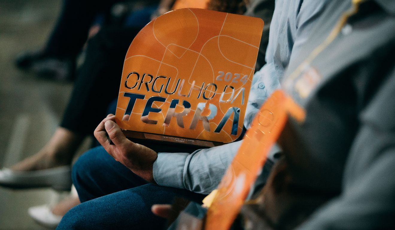 Troféu do Prêmio Orgulho da Terra