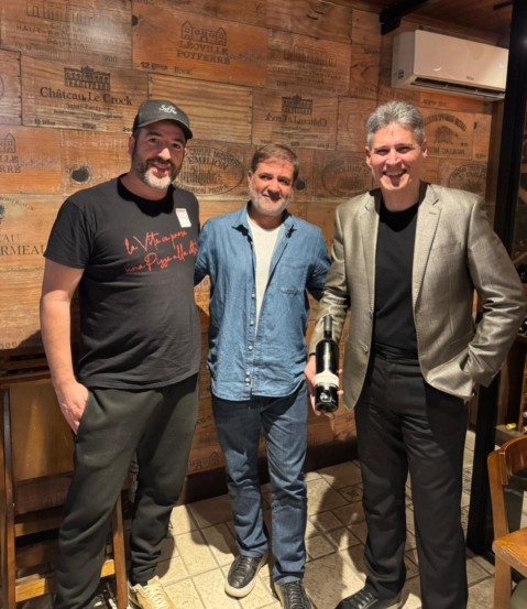 A influência do 66º melhor pizzaiolo do mundo eleva a experiência gastronômica da Carmela DOC