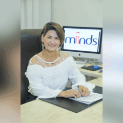 Leiza Oliveira, CEO da Minds English School