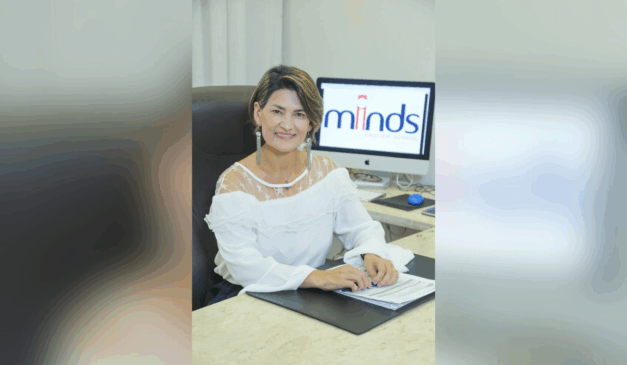 Leiza Oliveira, CEO da Minds English School