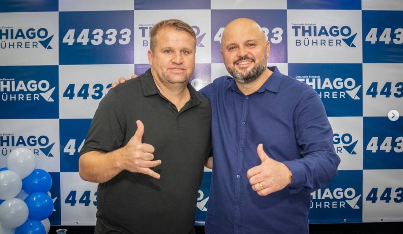 Alessandro Hendler e o deputado Thiago Bührer