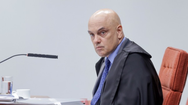 Ministro Alexandre de Moraes durante o julgamento do grupo 3 da trama golpista no STF