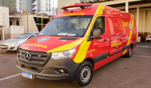 foto de ambulância do Siate do corpo de bombeiros