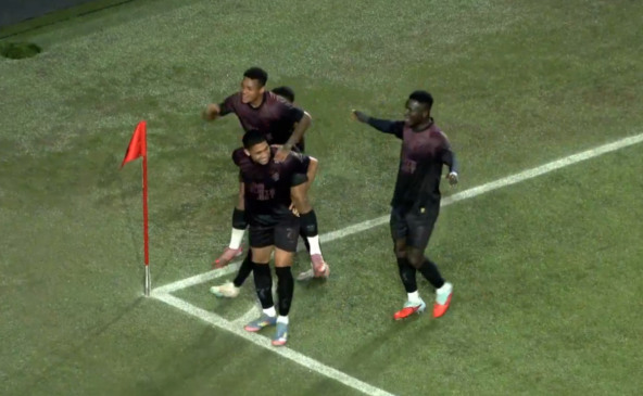 Comemoração do gol de Julimar. (Foto: Lucas Gandhy/Rede Furacão)