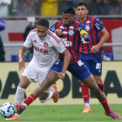 No primeiro turno o Bahia venceu o Internacional por 1x0.