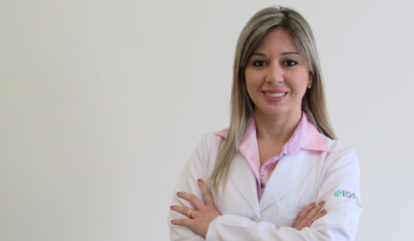 Dra Larissa Macedo em fotoposada