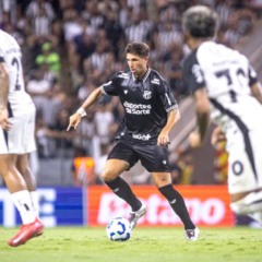 No primeiro turno o Corinthians venceu o Ceará por 1x0.